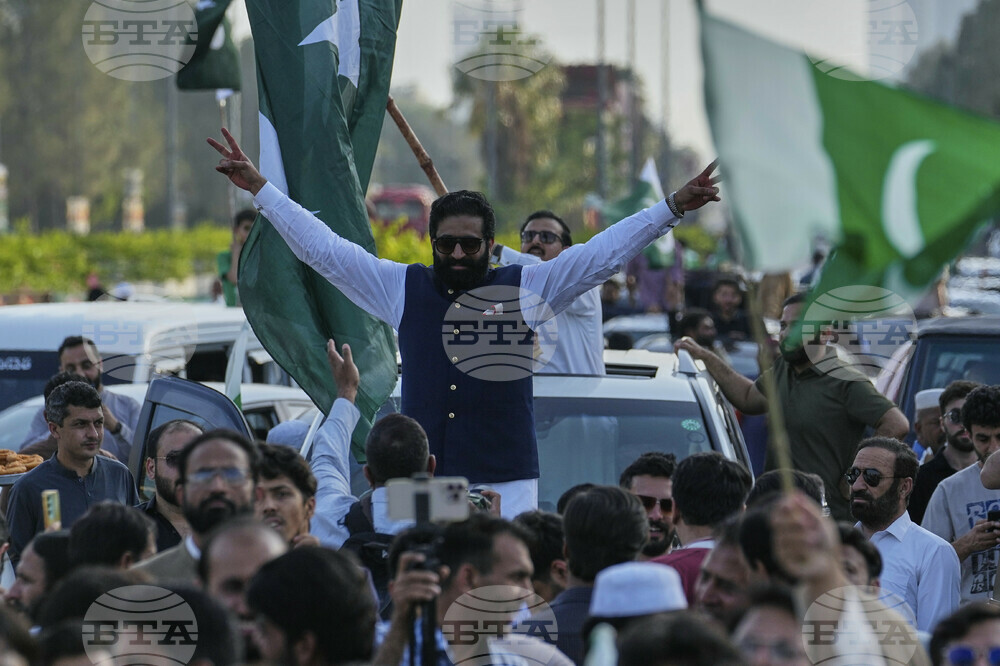 Pakistan India
