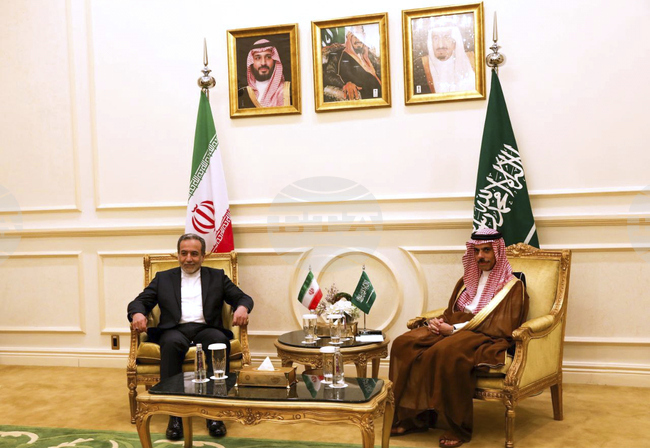 Арабски държави и Китай приветстваха прекратяването на огъня между Израел и Иран