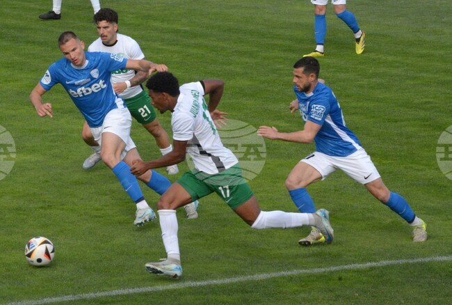 Спартак (Варна) отстъпи на свой терен на Берое в среща от Първа футболна лига