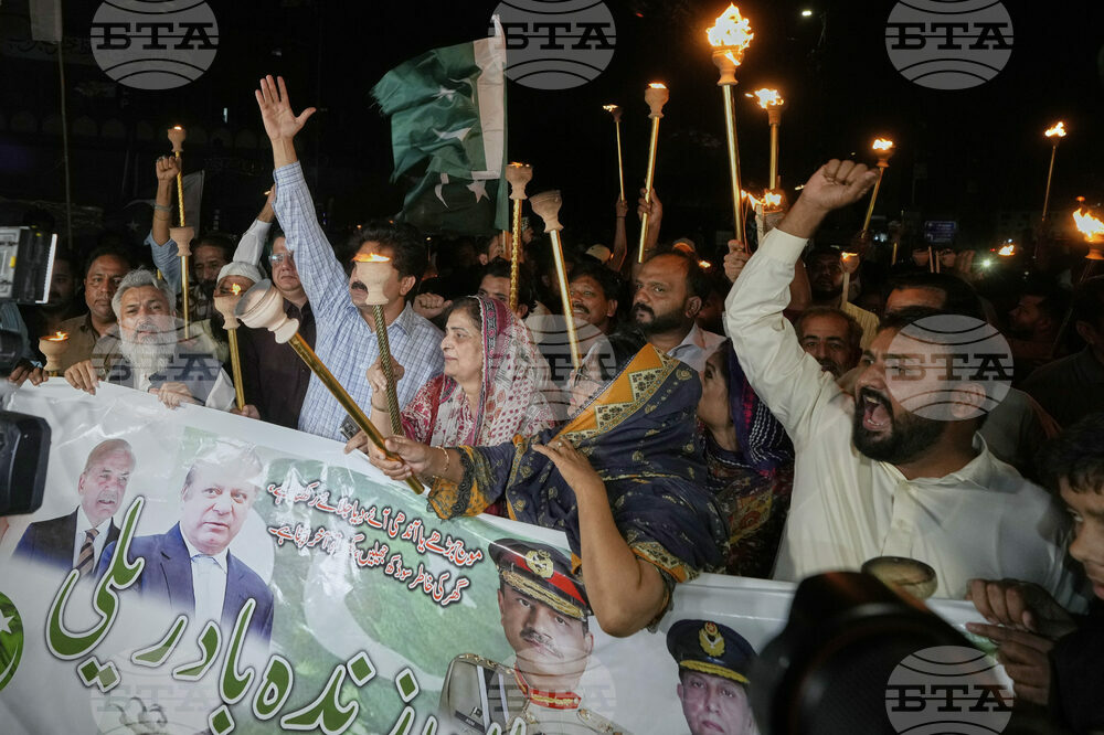 Pakistan India