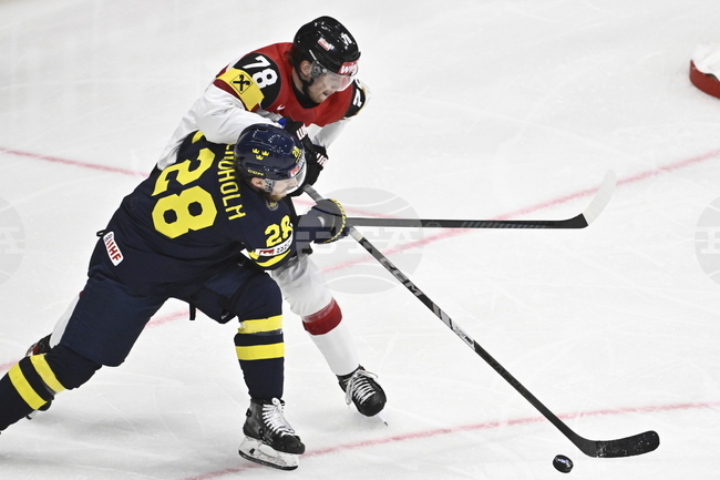 Канада и Германия започнаха с убедителни победи, Швеция обърна Австрия на Световното първенство по хокей на лед