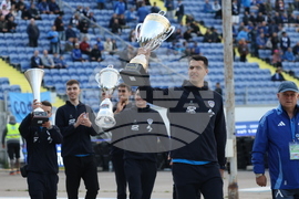 Футбол - волейболисти на "Левски" - трофей от efbet Super volley - почетна обиколка