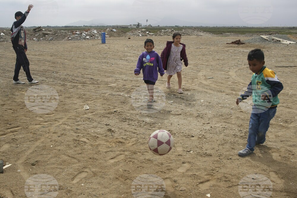 Peru New Pope Migrants