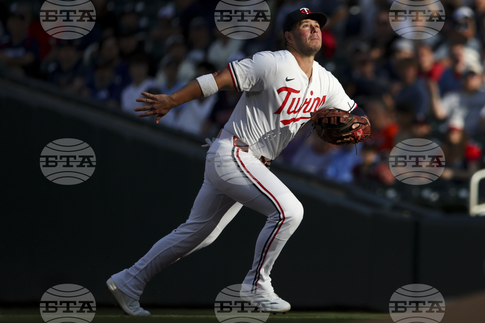 Giants Twins Baseball