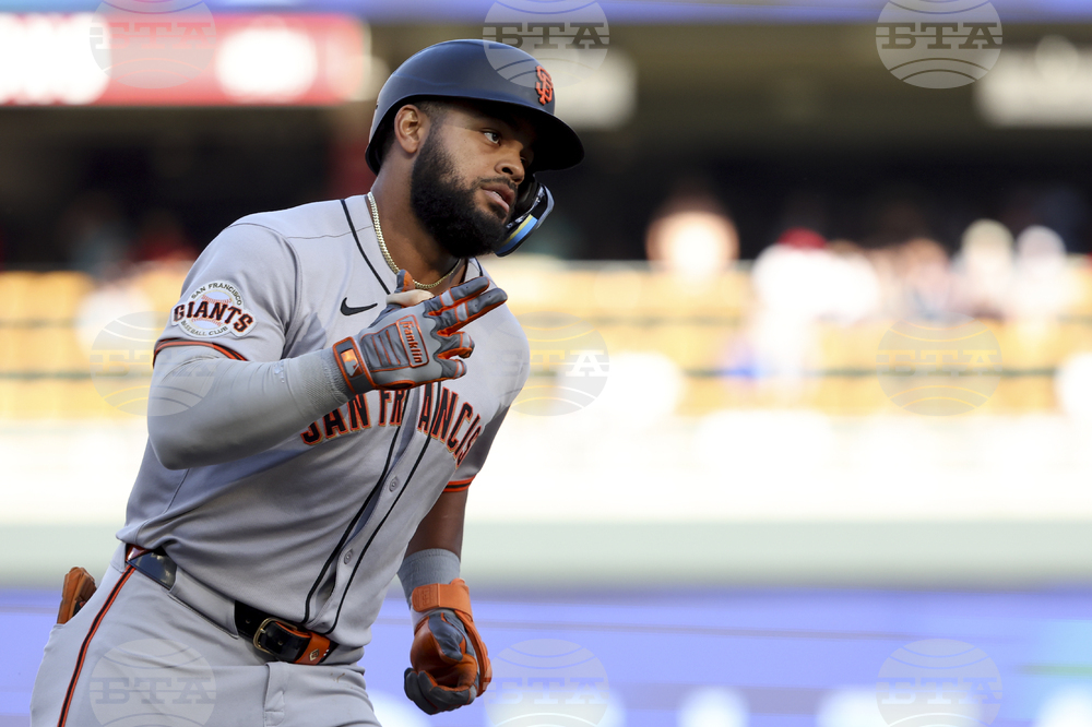 Giants Twins Baseball