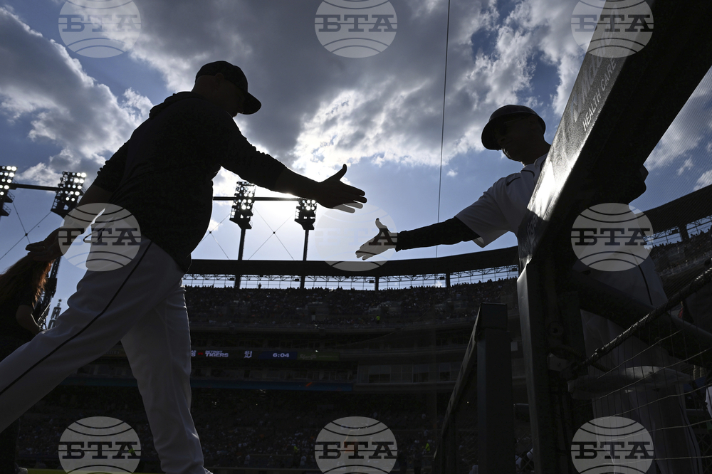 Tigers Rangers Baseball