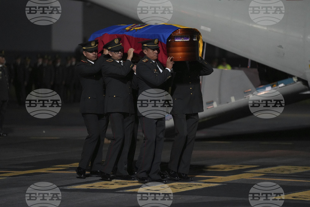 Ecuador Soldiers Attack