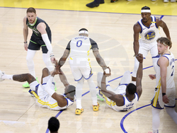 Warriors Timberwolves Basketball