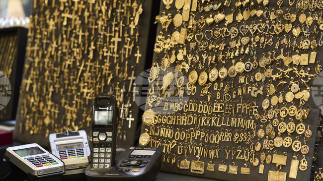 Нови рекорди в цената на златото и среброто 