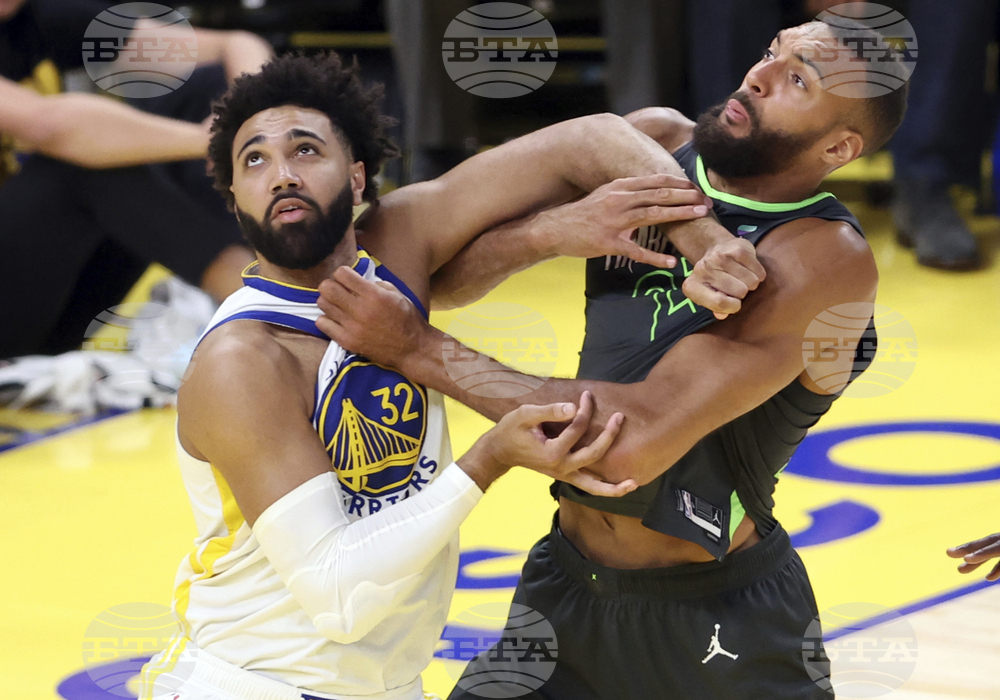 Warriors Timberwolves Basketball