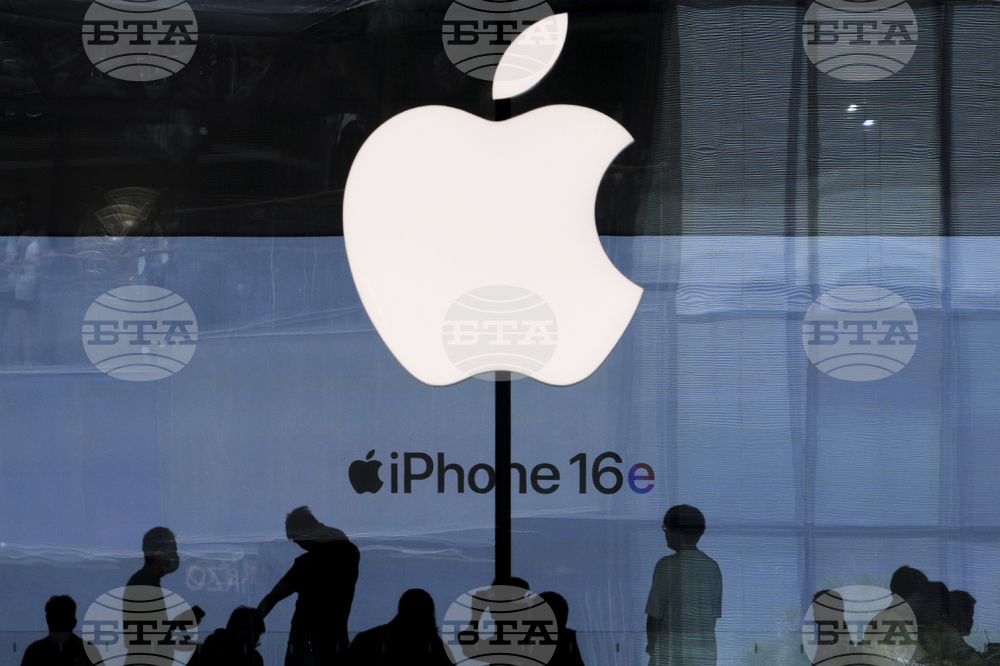 "Епъл" разби очакванията на Уолстрийт преди всичко заради силните продажби на "айФон"