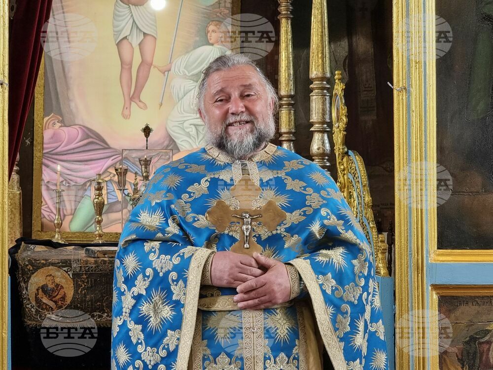 Благодарение на светите братя Кирил и Методий днес можем да служим на езика, на който се разбираме, каза отец Жельо в Ямбол