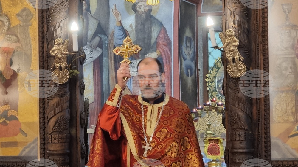 Азбуката е огромното благодеяние на Господ към българския народ, каза отец Никола в Хасково
