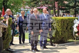 Пирдоп - Румен Радев - "Влайкови дни" - паметник на Тодор Влайков