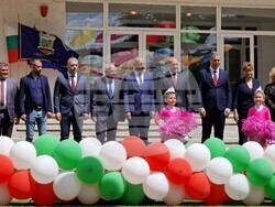 Пирдоп - Румен Радев - "Влайкови дни" - паметник на Тодор Влайков