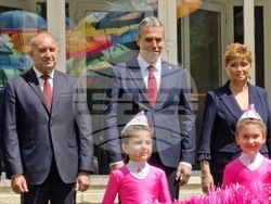 Пирдоп - Румен Радев - "Влайкови дни" - паметник на Тодор Влайков