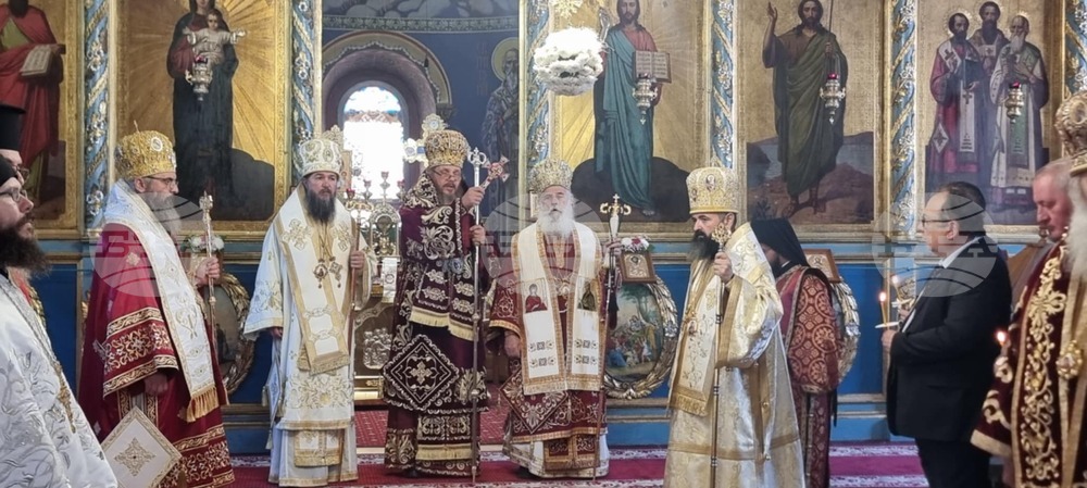 Няма друг народ, освен българите, чиято азбука да е написана от светии, каза Доростолският митрополит Яков
