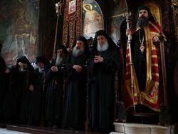 Гърция - Архимандрит Гавриил беше интронизиран като игумен на Зографския манастир в Света гора