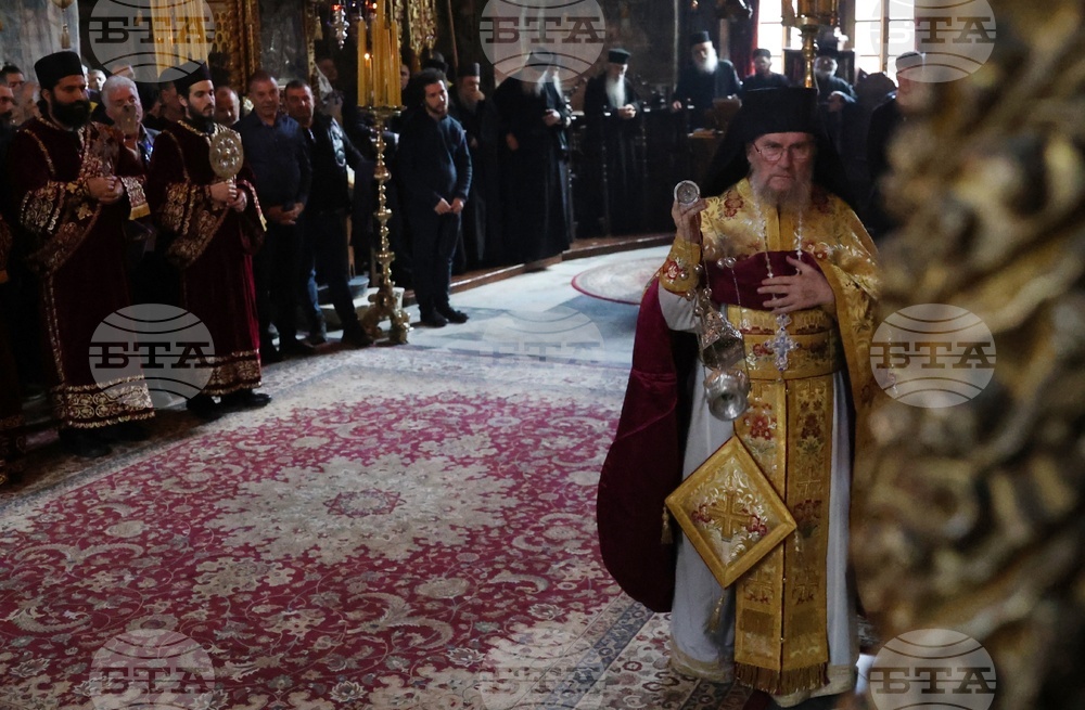 Гърция - Архимандрит Гавриил беше интронизиран като игумен на Зографския манастир в Света гора
