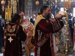Гърция - Архимандрит Гавриил беше интронизиран като игумен на Зографския манастир в Света гора