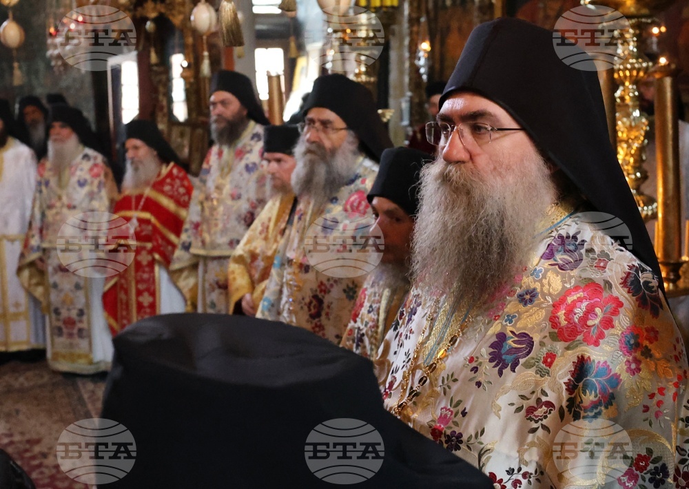Гърция - Архимандрит Гавриил беше интронизиран като игумен на Зографския манастир в Света гора