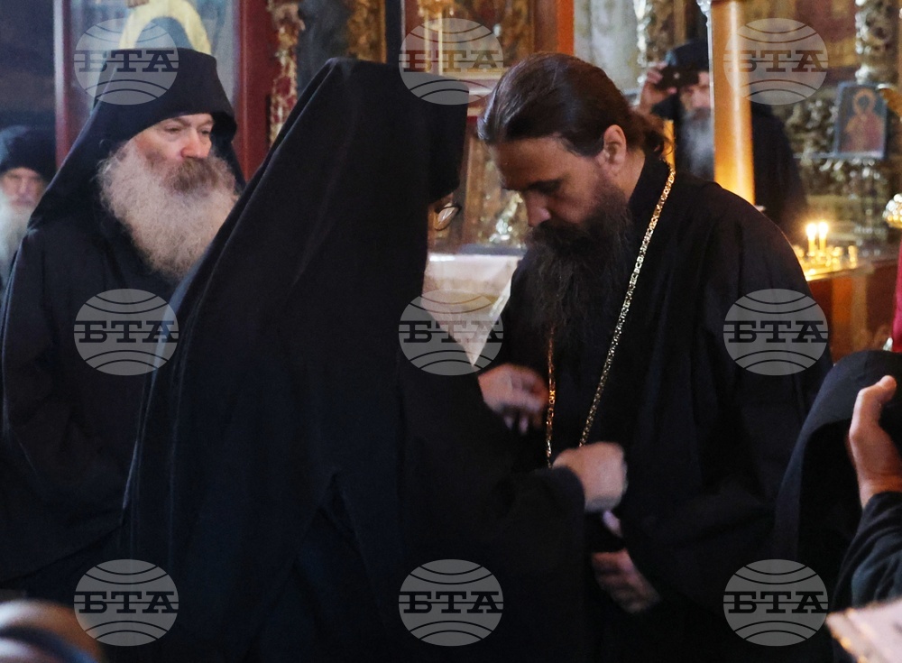 Гърция - Архимандрит Гавриил беше интронизиран като игумен на Зографския манастир в Света гора