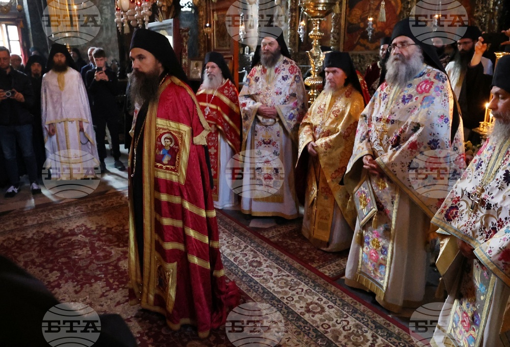 Гърция - Архимандрит Гавриил беше интронизиран като игумен на Зографския манастир в Света гора