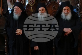 Гърция - Архимандрит Гавриил беше интронизиран като игумен на Зографския манастир в Света гора