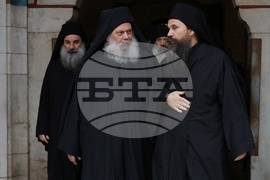 Гърция - Архимандрит Гавриил беше интронизиран като игумен на Зографския манастир в Света гора