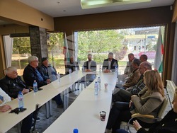 Снимка: "Да, България"