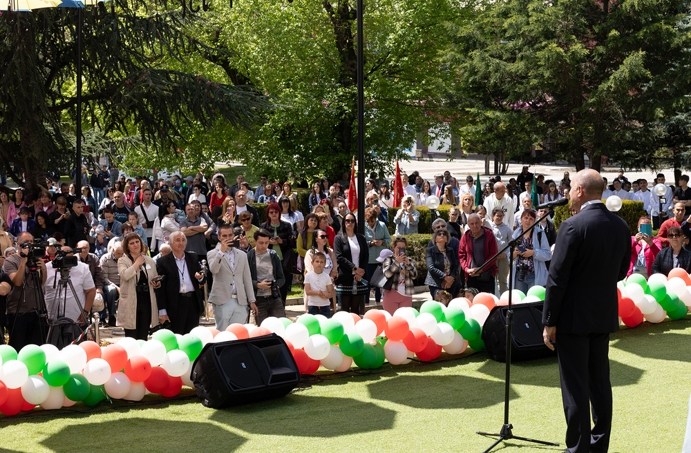 President Attends Opening Ceremony of Vlaykov Days in Pirdop, Dedicated to Todor Vlaykov