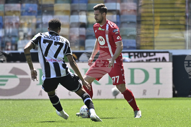 Монца би Удинезе и взе едва втората си победа за годината