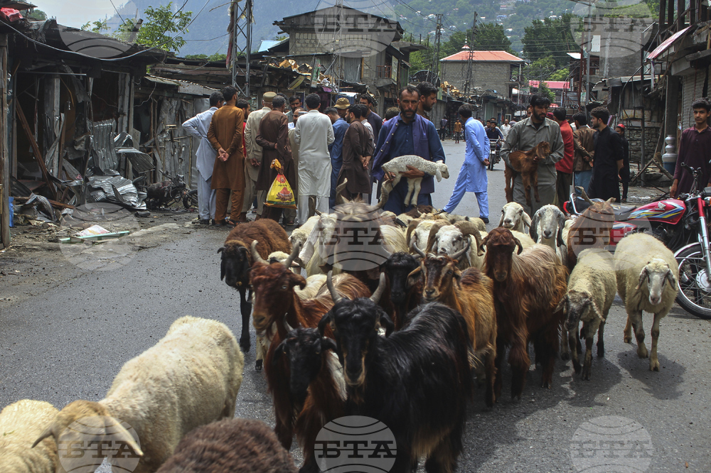 Pakistan India