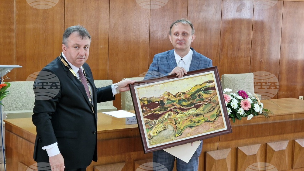 Шумен - тържествена сесия на Общински съвет - Ден на Шумен