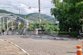 Кричим - река Въча - подпорна стена - финансиране - изграждане