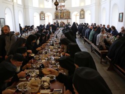 Гърция - Архимандрит Гавриил беше интронизиран като игумен на Зографския манастир в Света гора