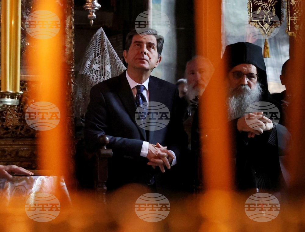 Гърция - Архимандрит Гавриил беше интронизиран като игумен на Зографския манастир в Света гора
