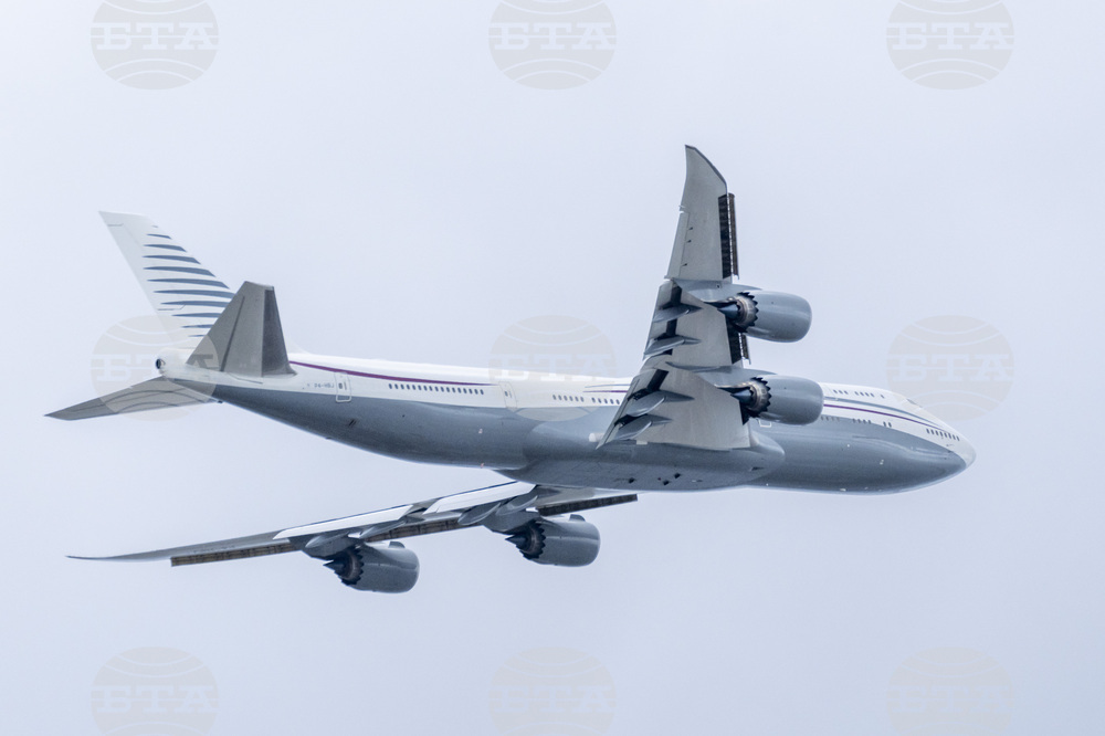 Trump Qatar Plane