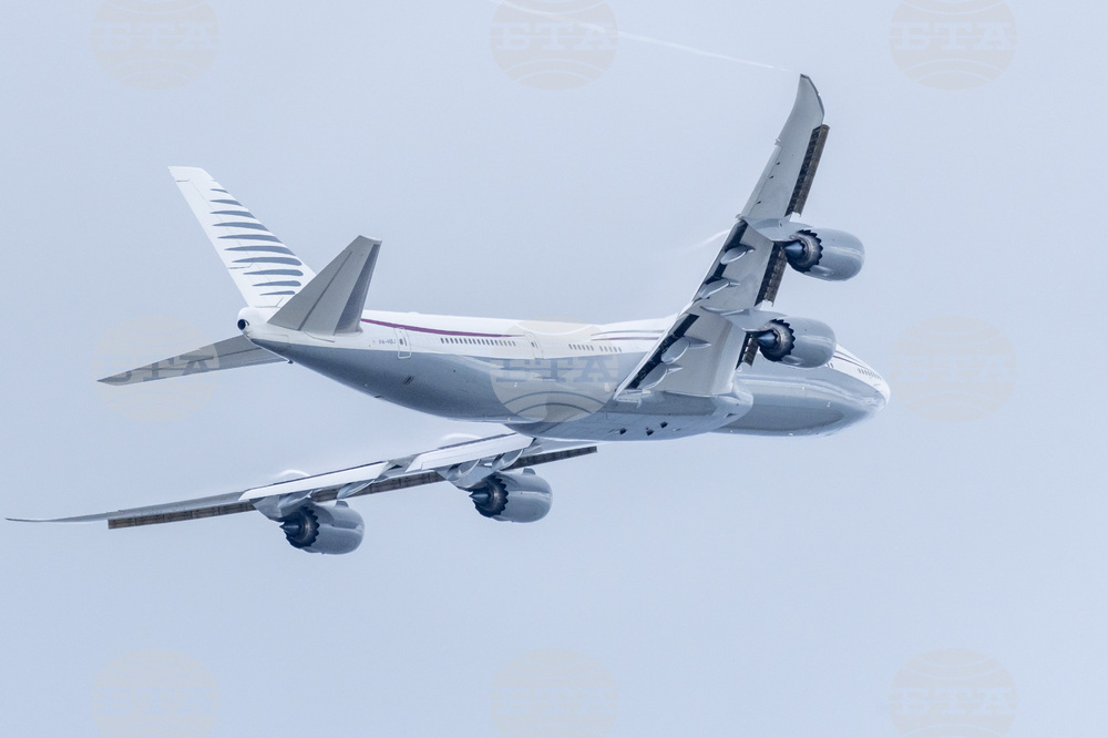 Trump Qatar Plane