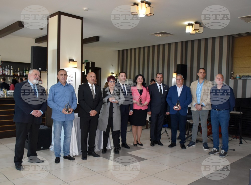 На празника на Ловеч бяха връчени отличията за принос в развитието на икономиката в общината