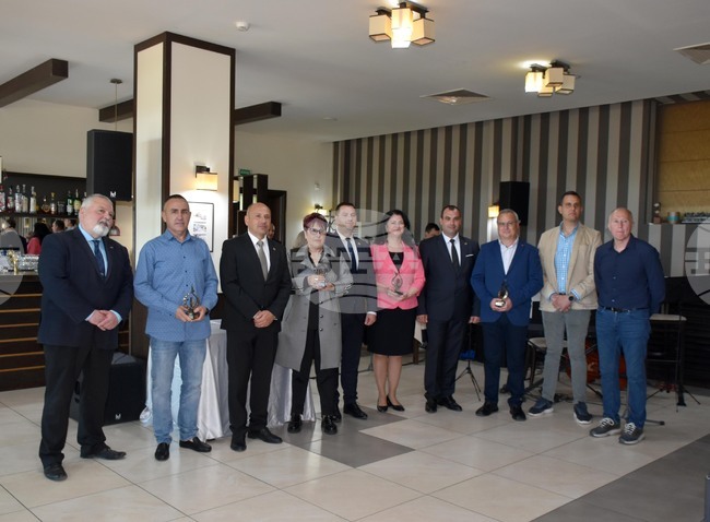 На празника на Ловеч бяха връчени отличията за принос в развитието на икономиката в общината