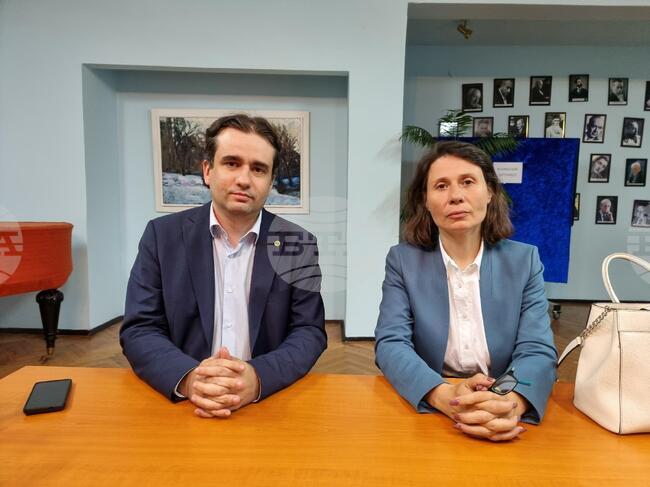 "Да, България" ще внесе декларация в парламента в подкрепа на влизането в еврозоната веднага