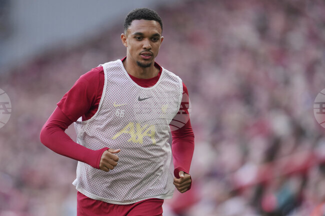 Мениджърът на Ливърпул Арне Слот не е решил дали Трент Александър-Арнолд ще играе в последния мач за сезона