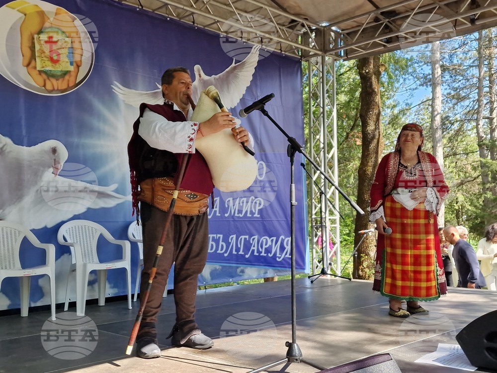 Велико Търново - Първи народен събор "Бог да пази България"