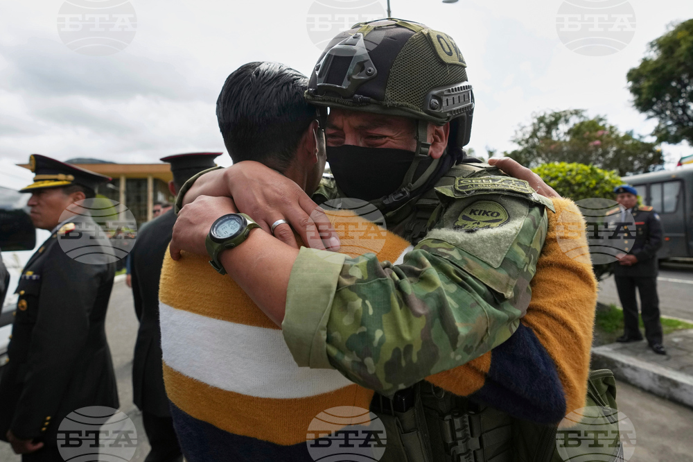 Ecuador Soldiers Attack