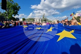 Румъния - Никушор Дан - митинг