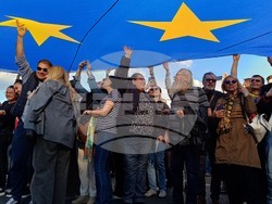 Румъния - Никушор Дан - митинг