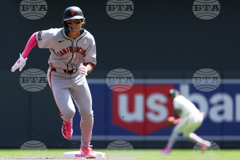 Giants Twins Baseball