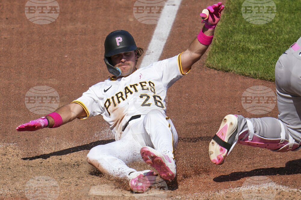 Braves Pirates Baseball