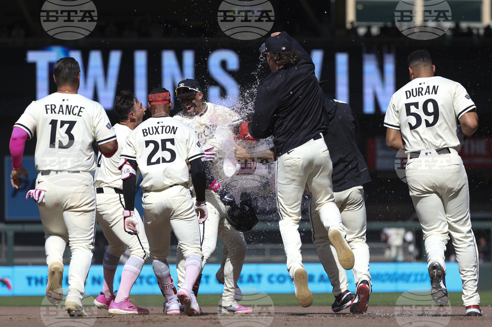 Giants Twins Baseball